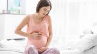 5 cara aman mengatasi sembelit selama hamil