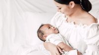 Bun, Ketahui Pentingnya ASI Eksklusif 6 Bulan Pertama bagi Bayi terbaru